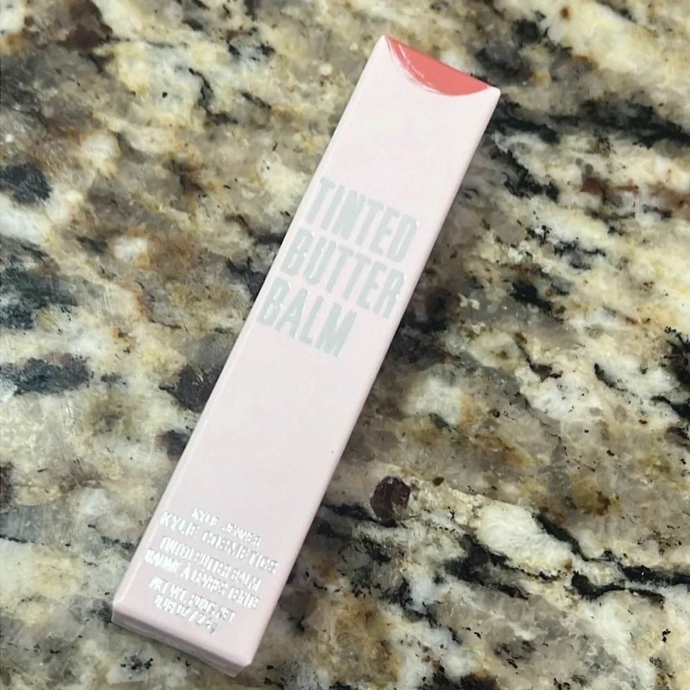 🌙💋Kylie Tinted Butter Balm
